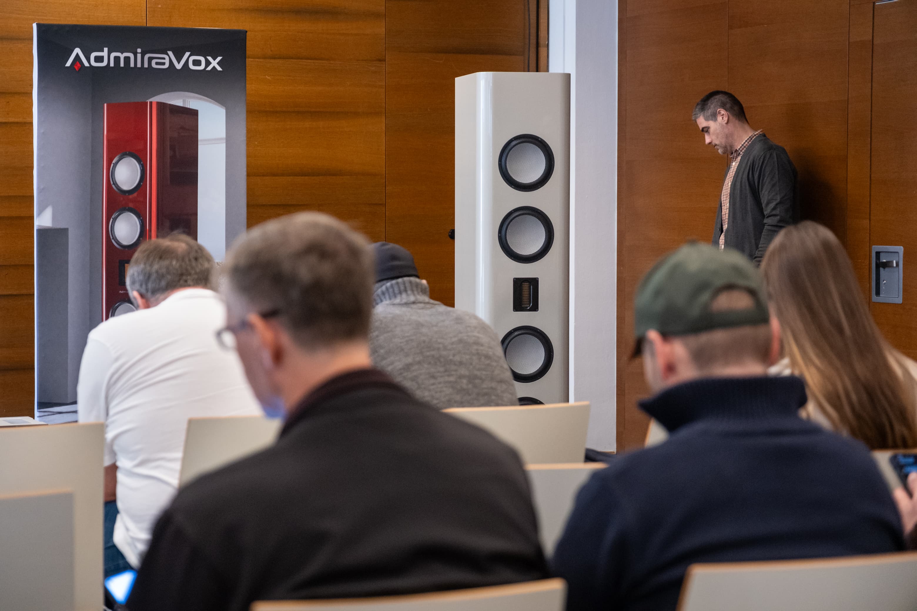 AdmiraVox AV 170 speaker image