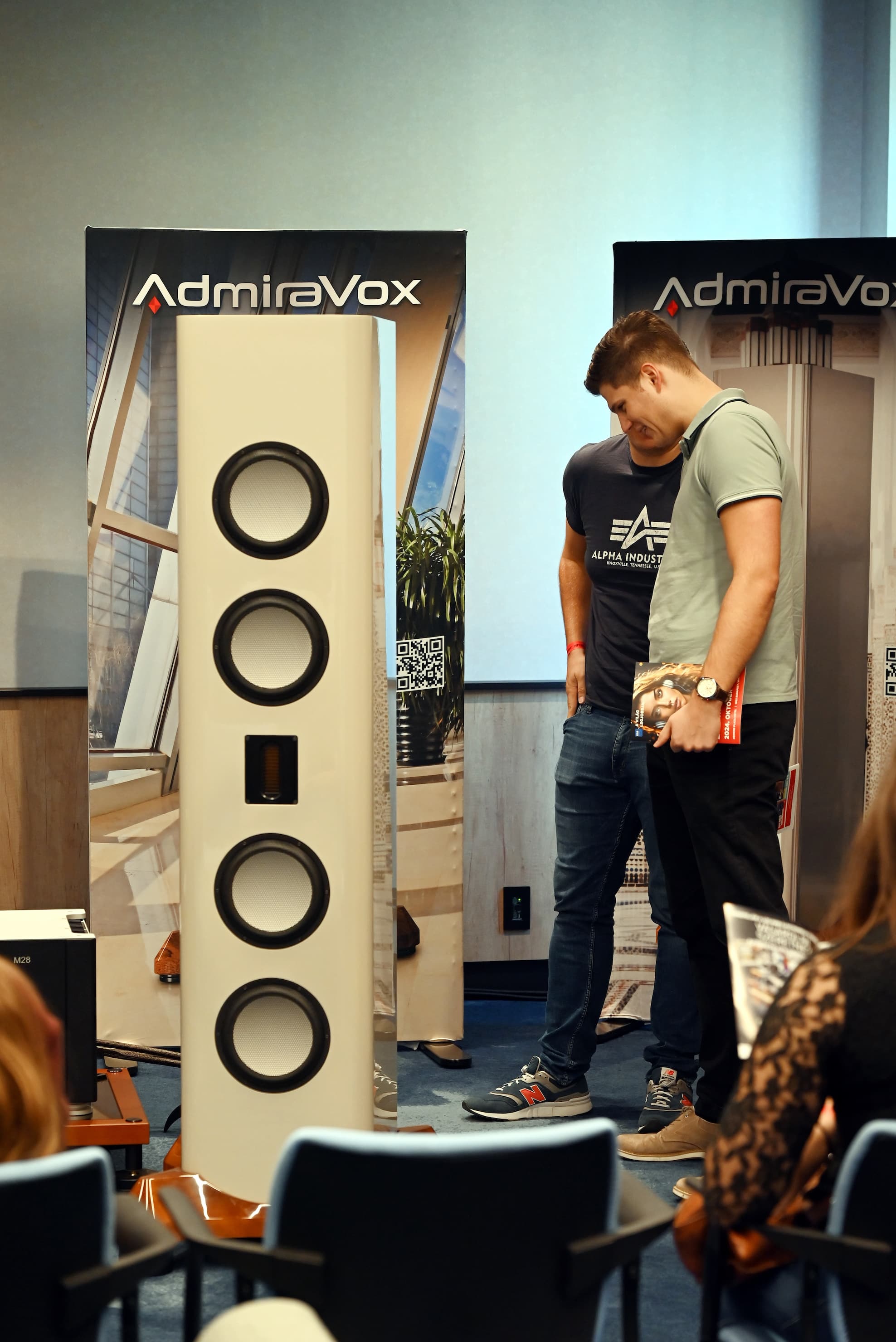 AdmiraVox AV 170 speaker image