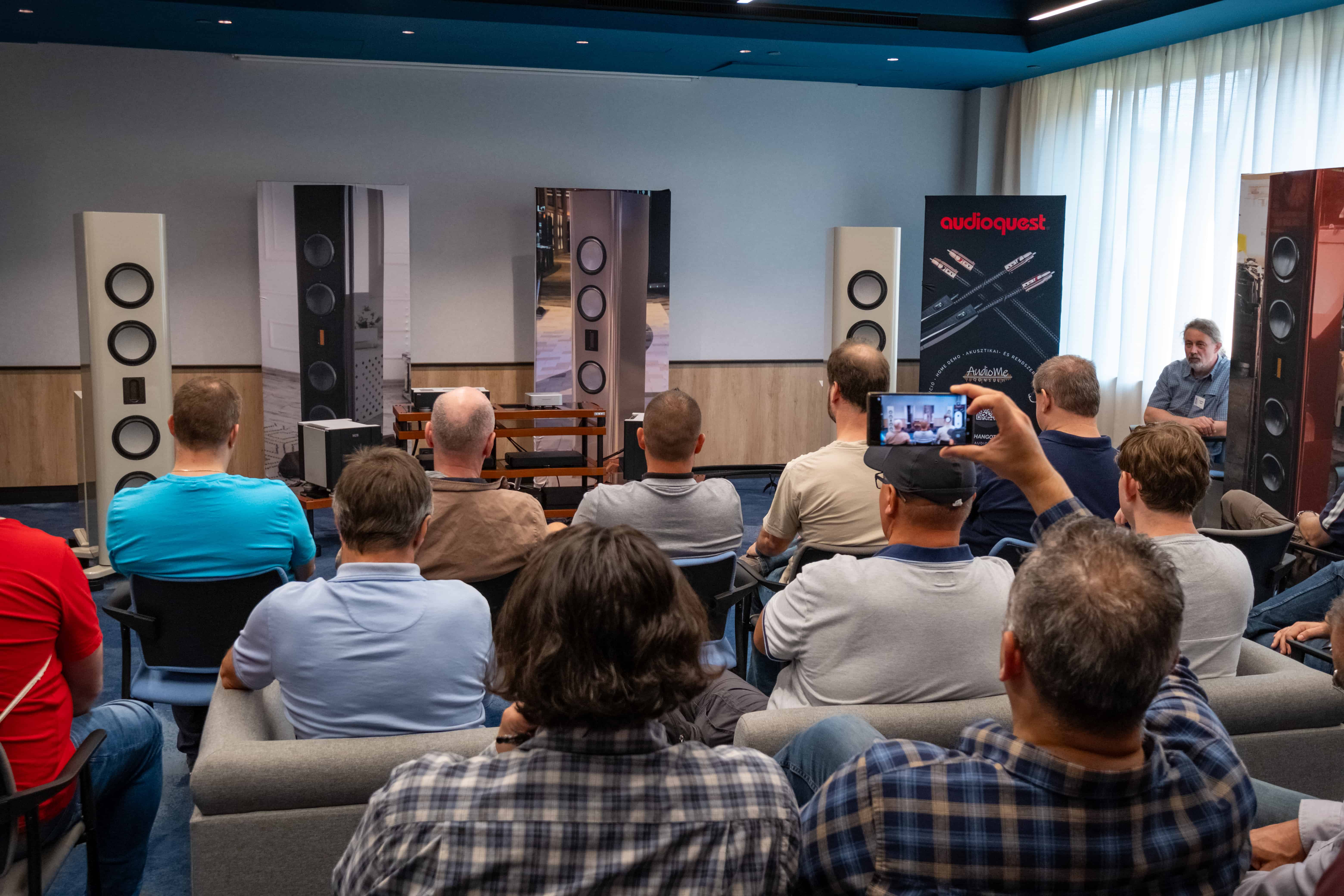 AdmiraVox AV 170 speaker image